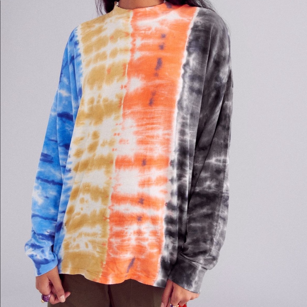 Urban Outfitters Carnaby Tie-Dye Recycled Cotton Oversized Tee